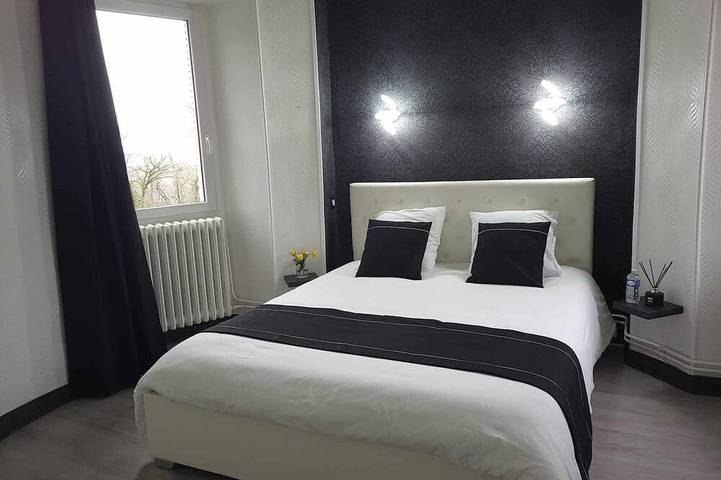Location de vacances pour 2 personnes, avec jardin à Cluis - 2