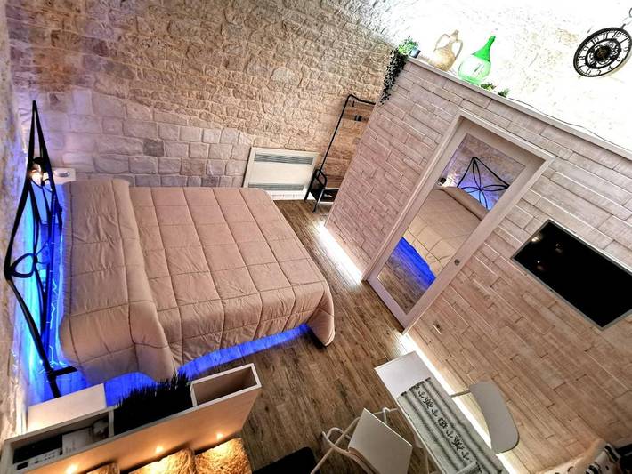 Location de vacances pour 2 personnes, avec vue ainsi que jardin et piscine à Alberobello - 3