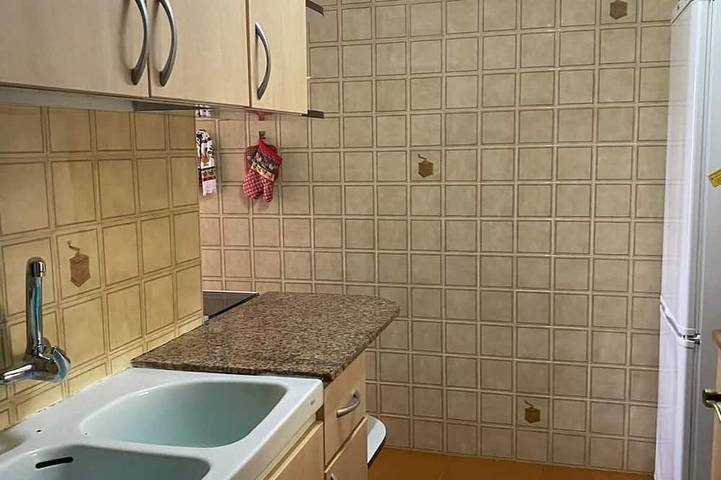 Apartamento entero, Bonito apartamento en la playa de Comarruga cerca de Barcelona y Tarragona in Coma-ruga, Vendrell