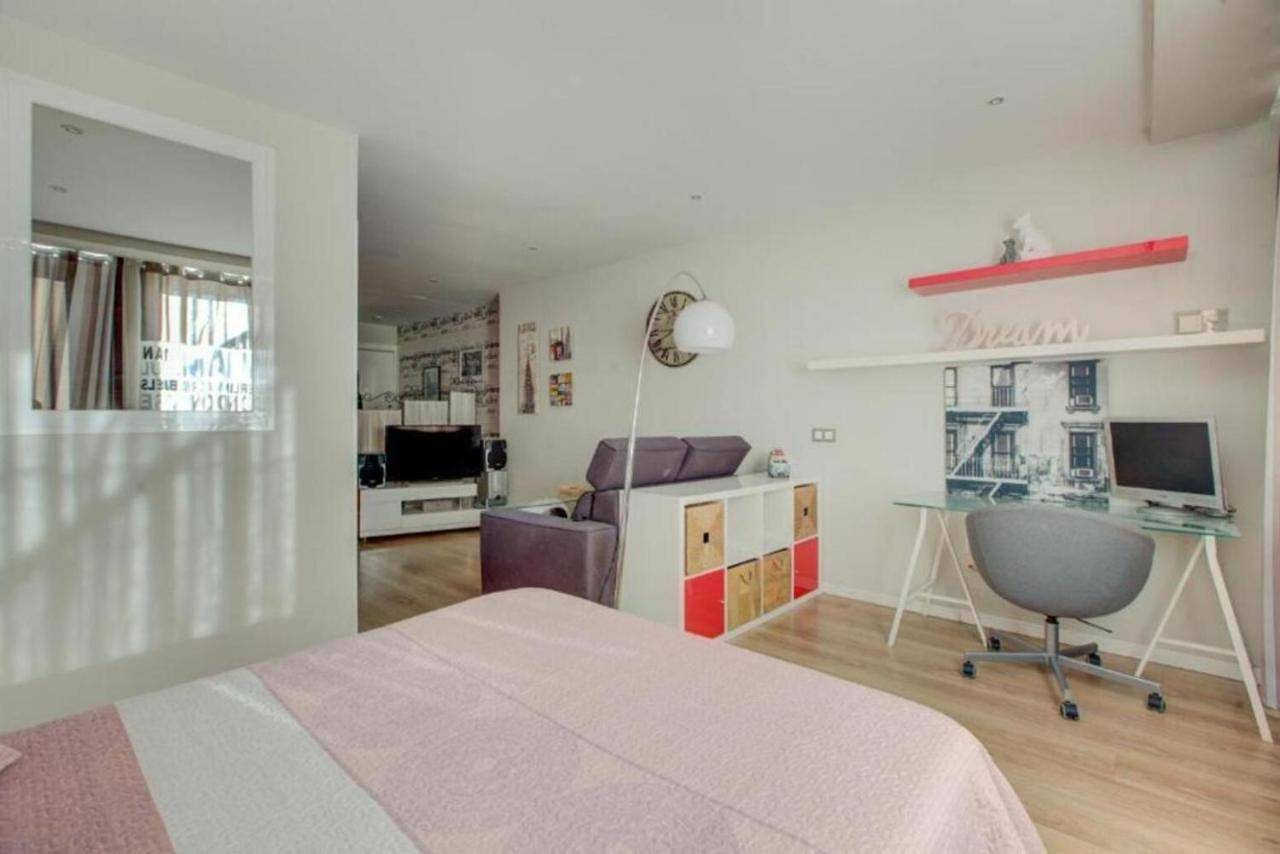 Ganze Wohnung, One-Bedroom Apartment in Malasaña, Madrid