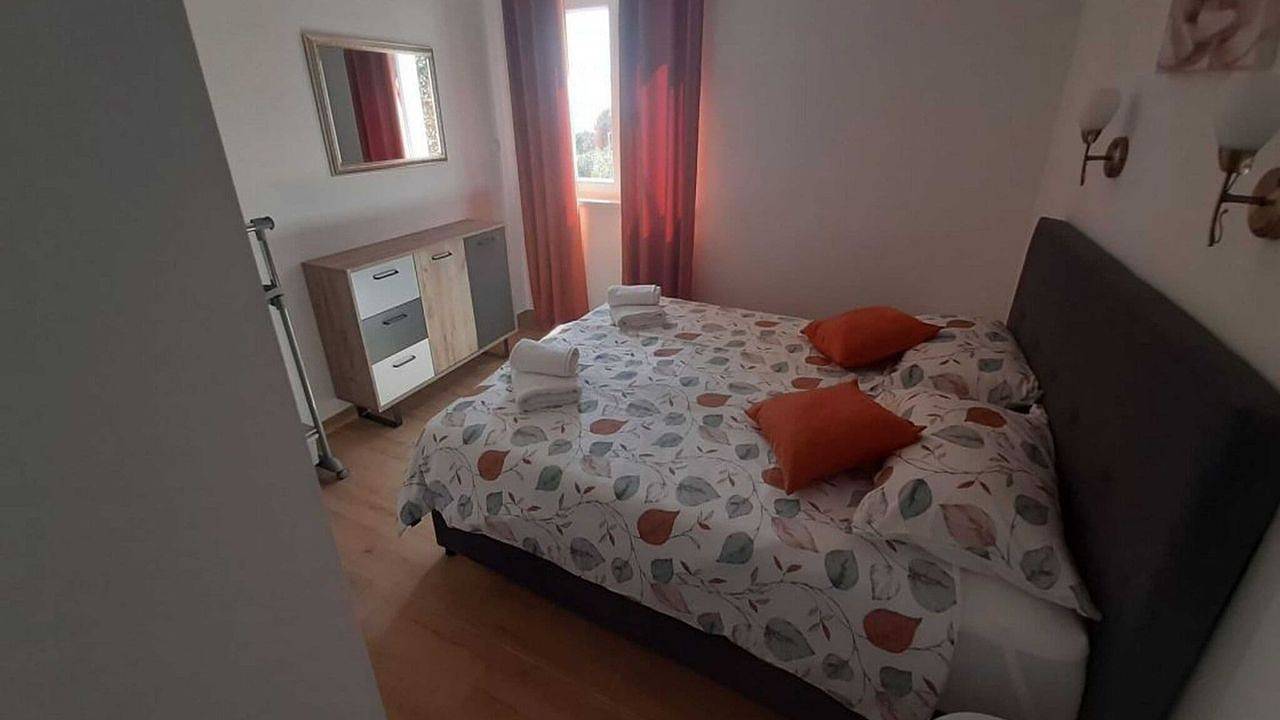 Ganze Ferienwohnung, Ferienwohnung für 6 Personen (67 m²) in Jelsa in Zavala, Hvar