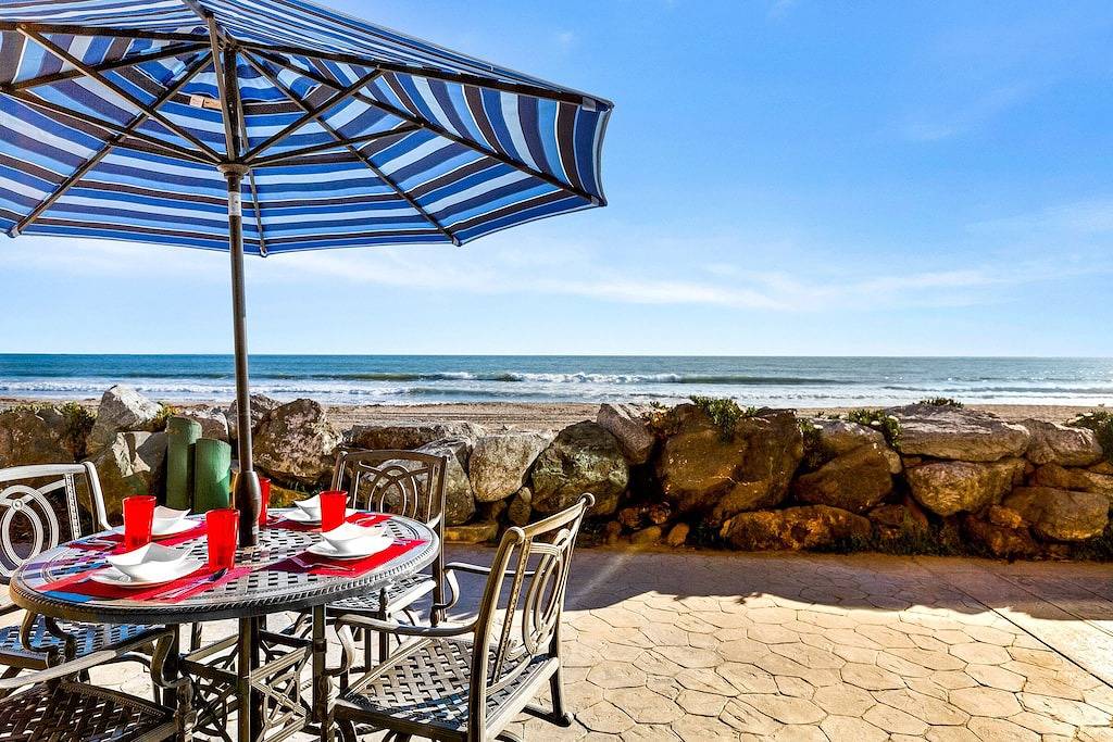 Neue Auflistung! Traumhafter Rückzugsort am Strand mit drei Geschichten über den Ozean! in Rio del Mar, Santa Cruz County