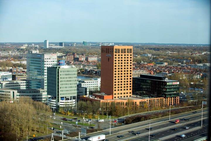Hotel voor 2 personen, with Terras and Zwembad as well as Sauna and Uitzicht in Utrecht
