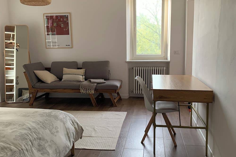 Charming 2-bedroom bed & breakfast in Monferrato with Wifi in Montiglio Monferrato, Asti Province