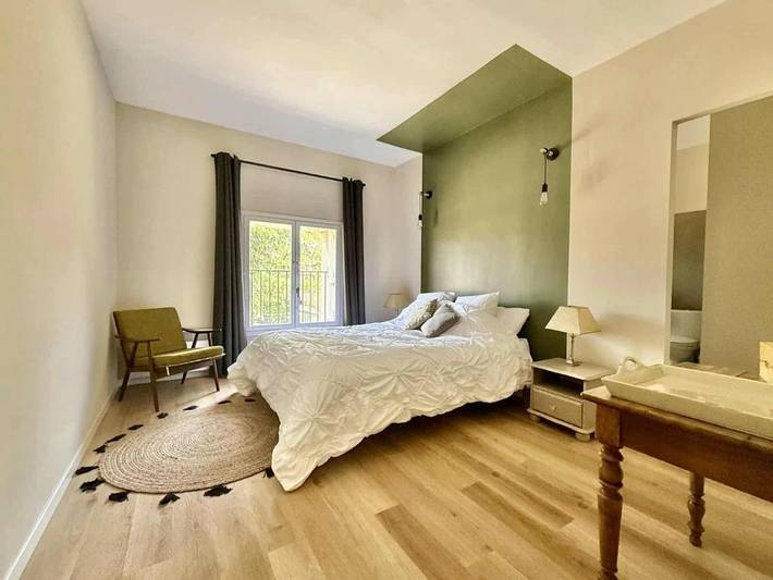 Gîte pour 2 personnes, avec terrasse à Siran - 2