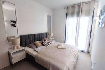 Apartment for 6 People in El Paraiso Torrevieja, Torrevieja, Photo 1