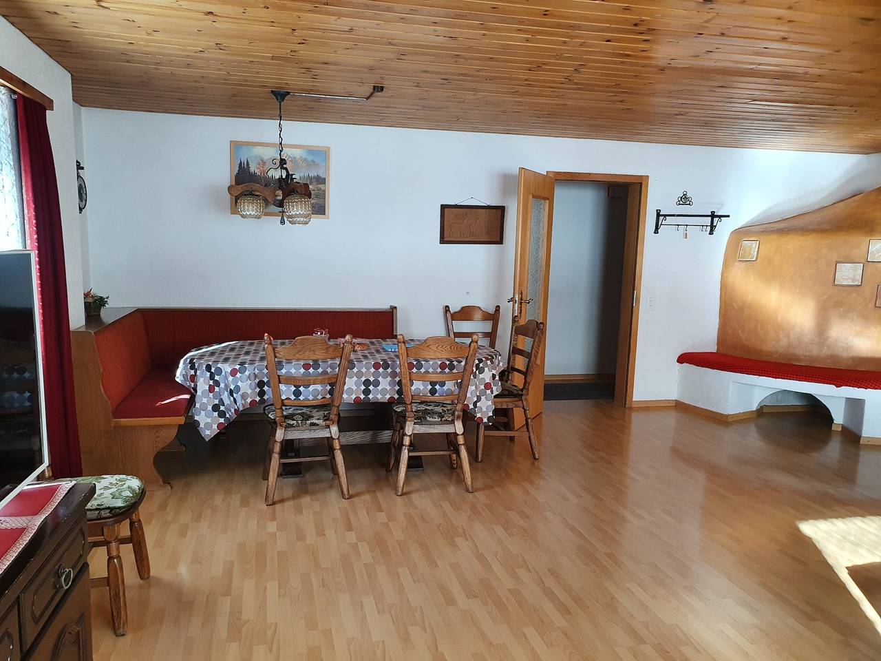 Ganze Ferienwohnung, Ferienwohnung Plaun Grond - Gruppen- und Ferienwohnung, 3 - 16 Personen max. 170m2 in Val Müstair, Unterengadin