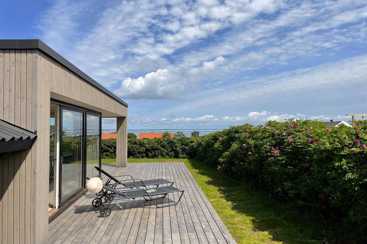 Ferienhaus für 6 Personen, mit Whirlpool und Sauna sowie Terrasse in Grønninghoved Strand