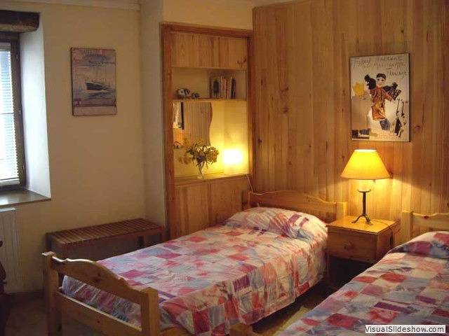 Gîte pour 4 personnes, avec terrasse et jardin dans le Lot - 3