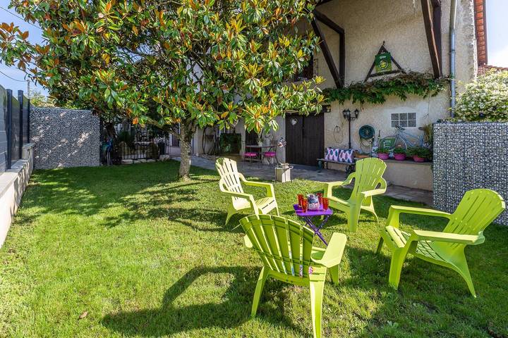 Chalet pour 4 personnes, avec jardin dans l' Isère