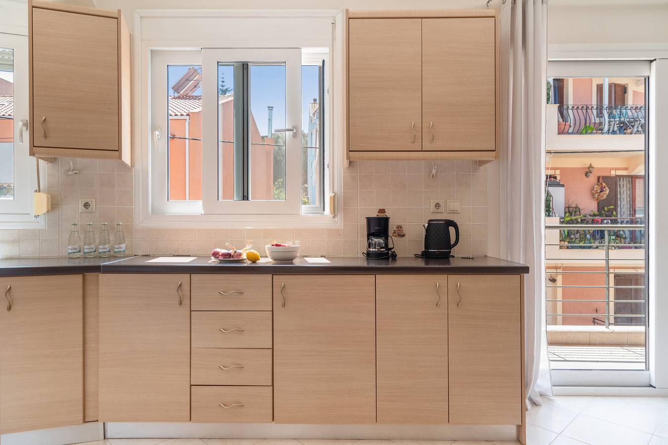 Ganze Wohnung, Apartment 'Ardavani City 7' mit Gemeinschaftsterrasse, Wlan und Klimaanlage in Argostoli, Kefalonia