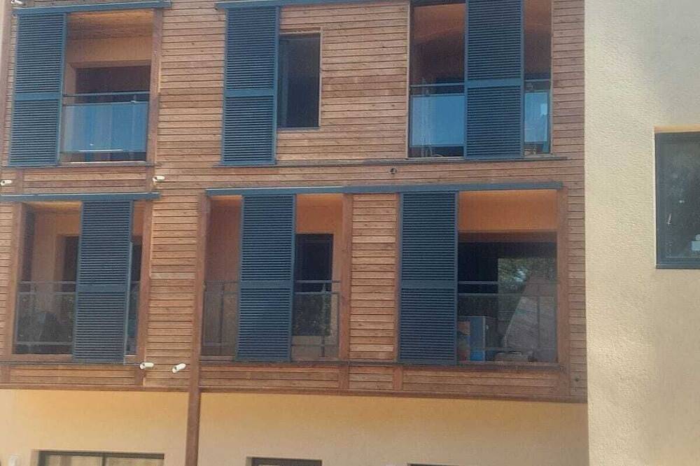 Appartement entier, Appartement T2 bord de mer- pianottoli-caldarello in Pianottoli-Caldarello, Arrondissement de Sartène