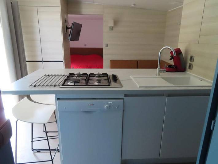 Location de vacances pour 6 personnes, avec jardin ainsi que bassin pour enfant et piscine, animaux acceptés dans Plage de Favone (Sari-Solenzara) - 2