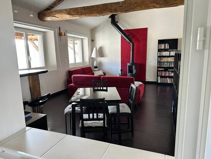Gîte pour 4 personnes, avec Jardin et Vue sur le lac dans Ruy Montceau