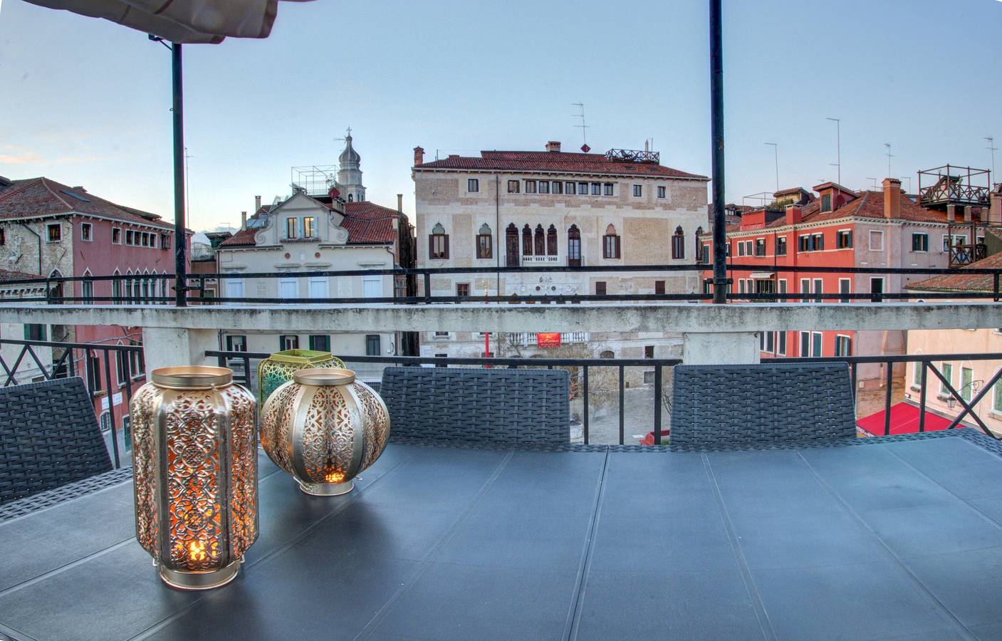 Apartamento entero, Apartamento de vacaciones para 5 personas con terraza in Venecia, Provincia de Venezia