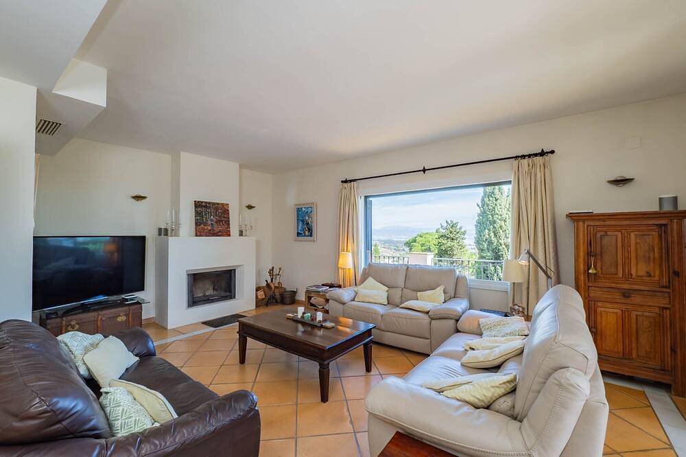 Cubo's Villa Las Capuchinas / piscine privée chauffée / climatisation / vue sur la mer / wifi gratuit in El Pinar Torremolinos, Torremolinos