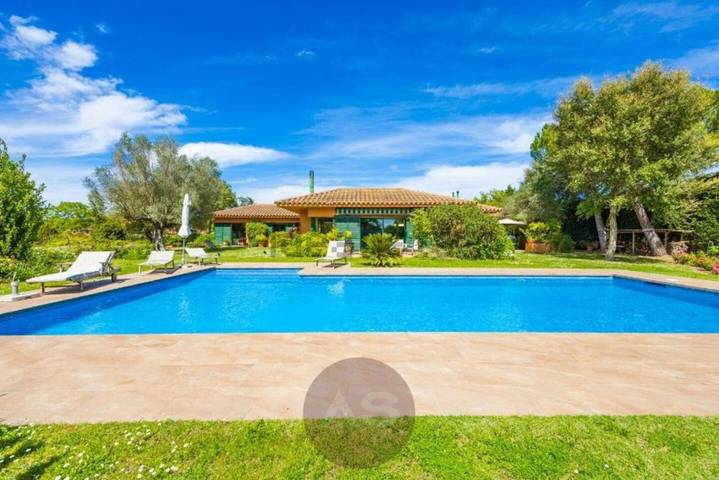 Casa rural para 7 personas, con Balcón y Jacuzzi además de Terraza y Piscina en Lladó - 2