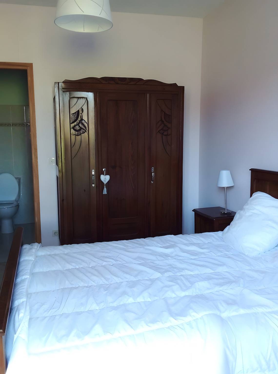 Casa de vacaciones «Maison Au Calme» con terraza y jardín privados in Féneyrols, Tarn y Garona