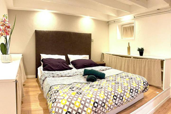 Location de vacances pour 11 personnes, animaux acceptés à Colombes - 4