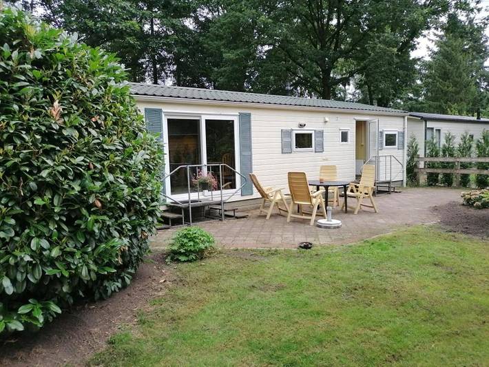 Chalet voor 6 personen, with terras and uitzicht as well as tuin, met huisdier in Epe