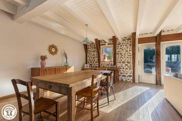 Gîte pour 8 personnes, avec jardin et terrasse à Vernines