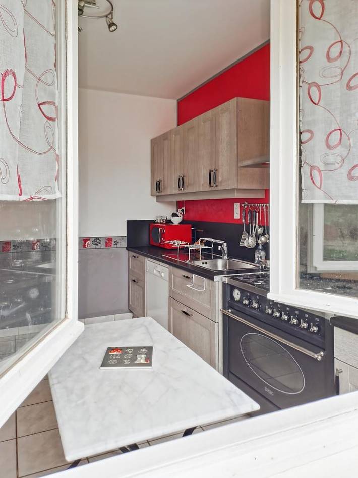 Gîte pour 10 personnes, avec Terrasse et Jardin dans Marne - 4