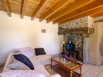 Gîte pour 4 Personnes dans Les Salles, Massif central, Photo 4