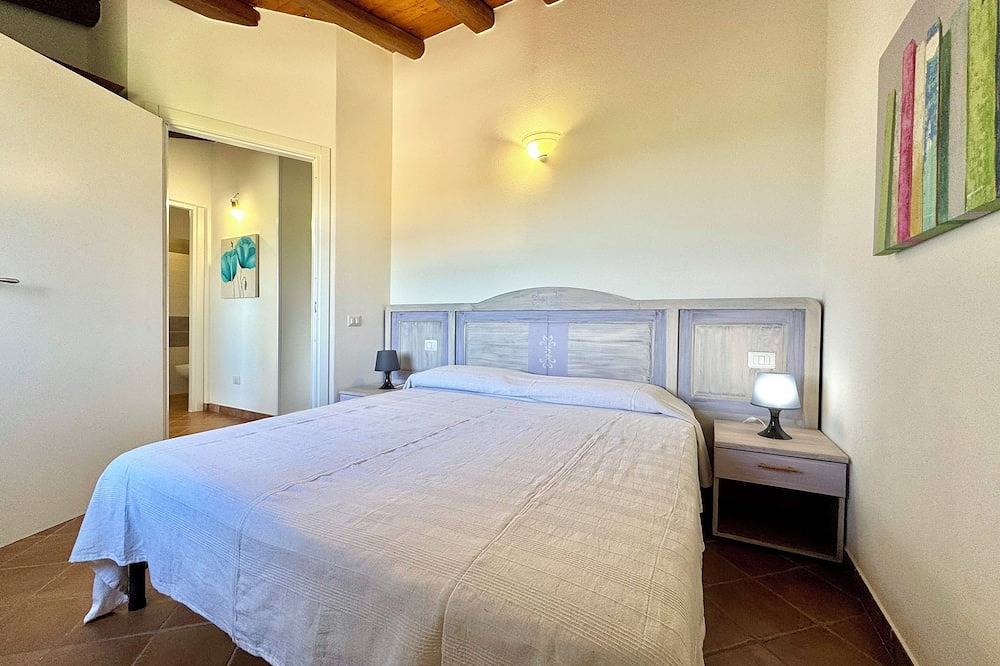 Ganze Wohnung, \" Anna Sea View \" in Torre di Bari, Ogliastra Provinz