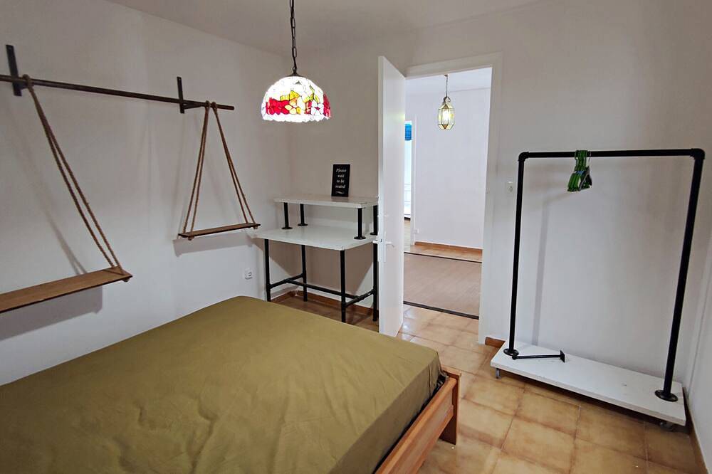 Apartamento entero, Apartamento 'Acogedor Piso En El Casco Antiguo' con Wi-Fi y aire acondicionado in Altafulla, Costa Dorada