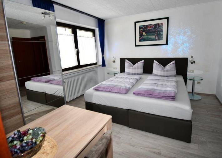 Ferienhaus für 2 Personen, mit Balkon und Terrasse sowie Garten und Ausblick in Bruttig-Fankel - 3