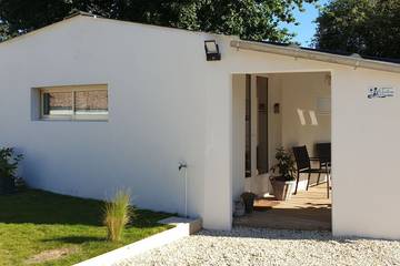 Location de vacances pour 2 personnes, avec jardin et terrasse dans Luna Park La Palmyre