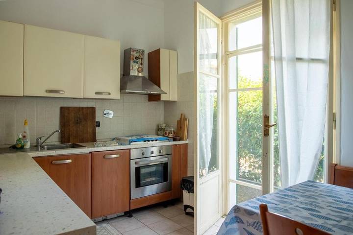 Villa pour 6 personnes, avec Terrasse et Jardin à Bordighera - 4