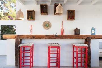 Villa in Cala Salada, Sant Antoni de Portmany für 12 