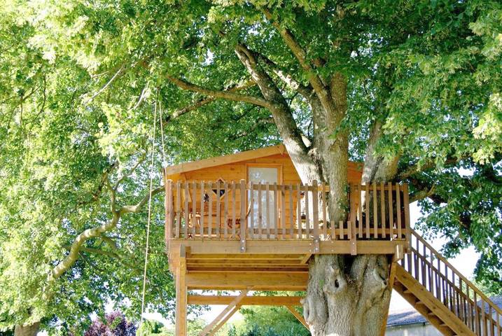 Location de vacances pour 4 personnes, avec vue et jardin à Prailles - 3