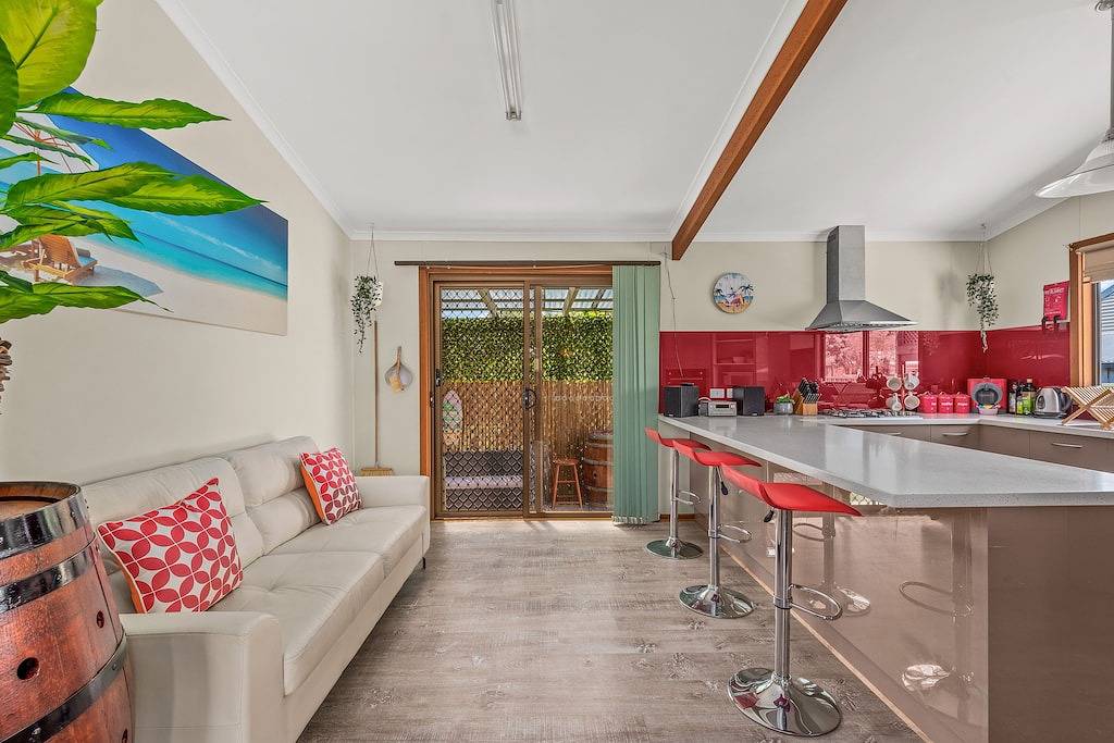 Footprints in the Sand, Silver Sands Beach House in Aldinga Beach, City of Onkaparinga