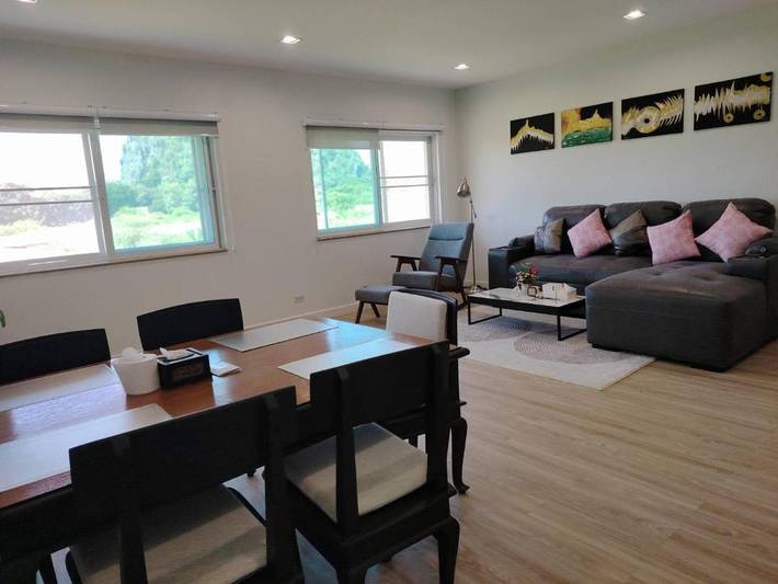 Chambre d’hôte pour 4 personnes, avec balcon ainsi que jardin et jacuzzi dans Chiang Rai - 4