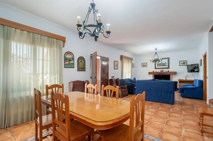 Casa rural para 10 personas, con jardín en Sierra Norte de Sevilla - 4