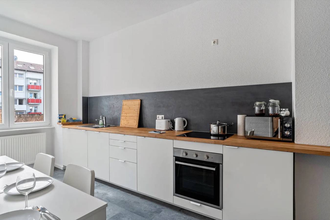 Gesamte Einheit 'Hallerstraße' mit 4 Wohnungen, Balkon und Wlan in Pforzheim, Nordschwarzwald