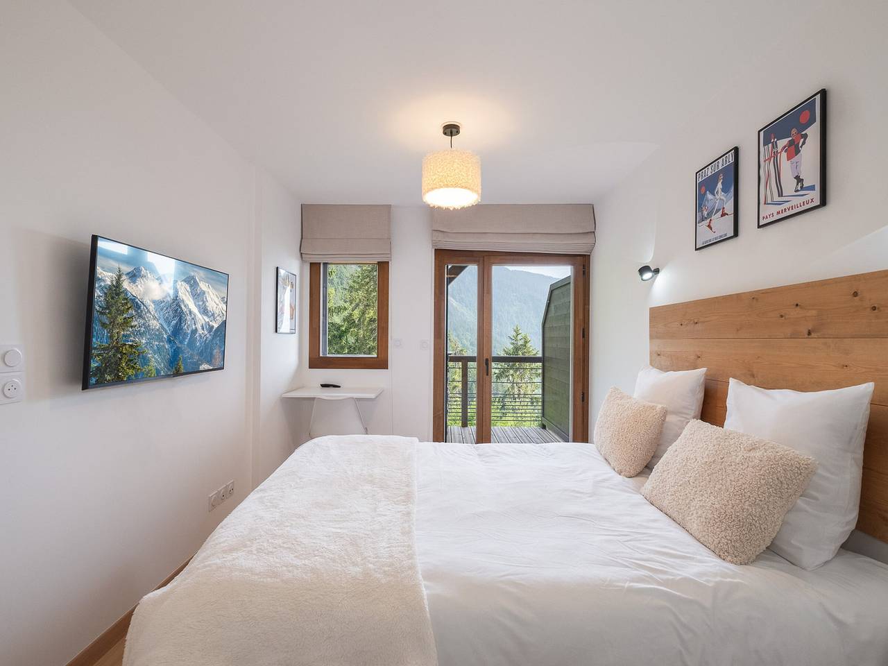 Entire apartment, Modern apartment with large terrace in Cernix in Cohennoz, Albertville region