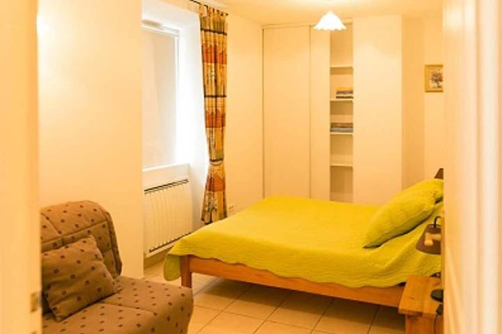 Location de vacances pour 6 personnes, avec jardin ainsi que jacuzzi et terrasse à Oppède - 3