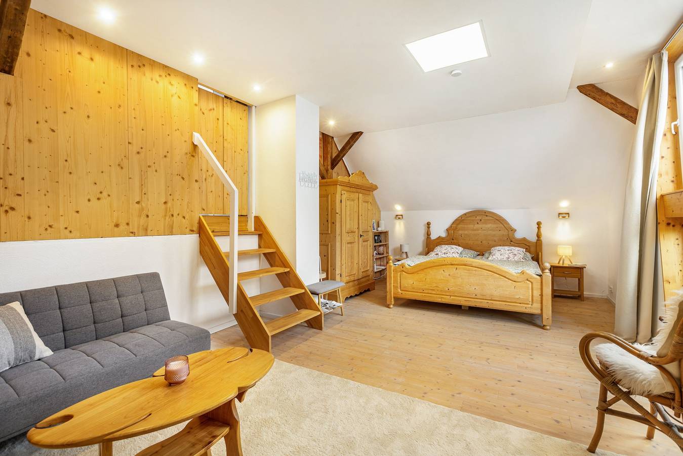 Ganze Wohnung, Ferienwohnung in 'Anni's Ferienhaus' mit privater Terrasse und Wlan in Hohenahr, Naturpark Lahn-Dill-Bergland