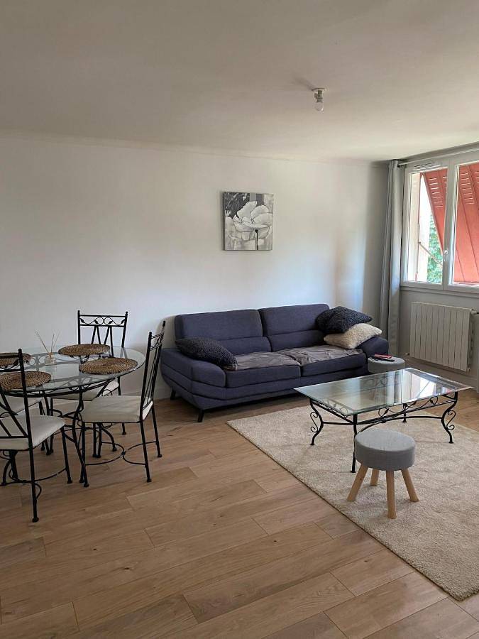 Location de vacances pour 6 personnes, avec vue sur le lac et jardin à Gaudiès - 2