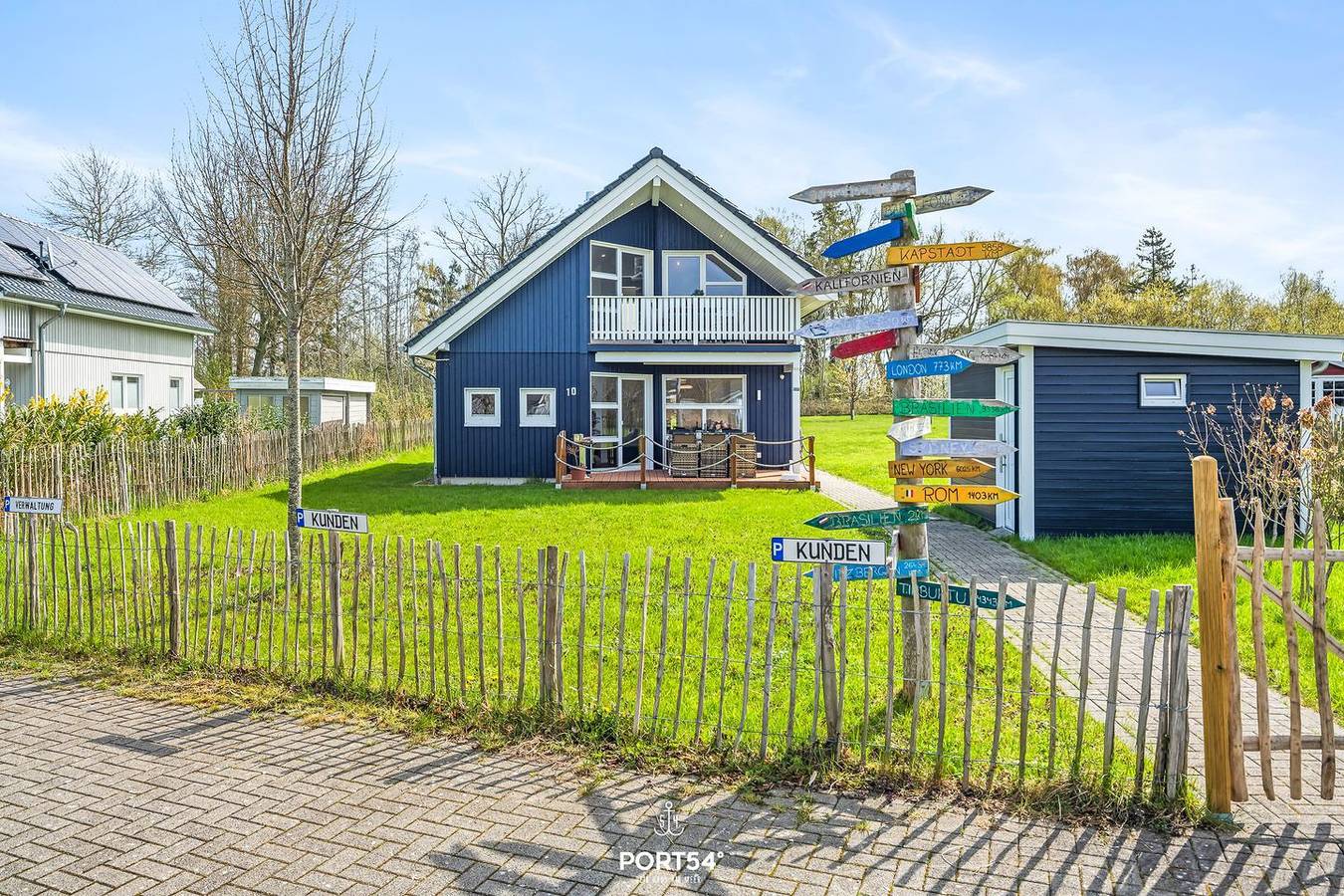 Ferienhaus "Bernsteinblau" in Schönberg-Holm nahe Sandstrand und mit Sauna in Holm, Schönberg