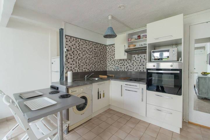 Gîte pour 2 personnes, avec piscine et terrasse à Le Robert - 2