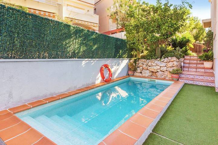 Villa für 8 Personen, mit Garten und Balkon, mit Haustier