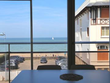 Appartement De Vacances pour 3 Personnes dans Villers-sur-Mer, Calvados, Photo 1