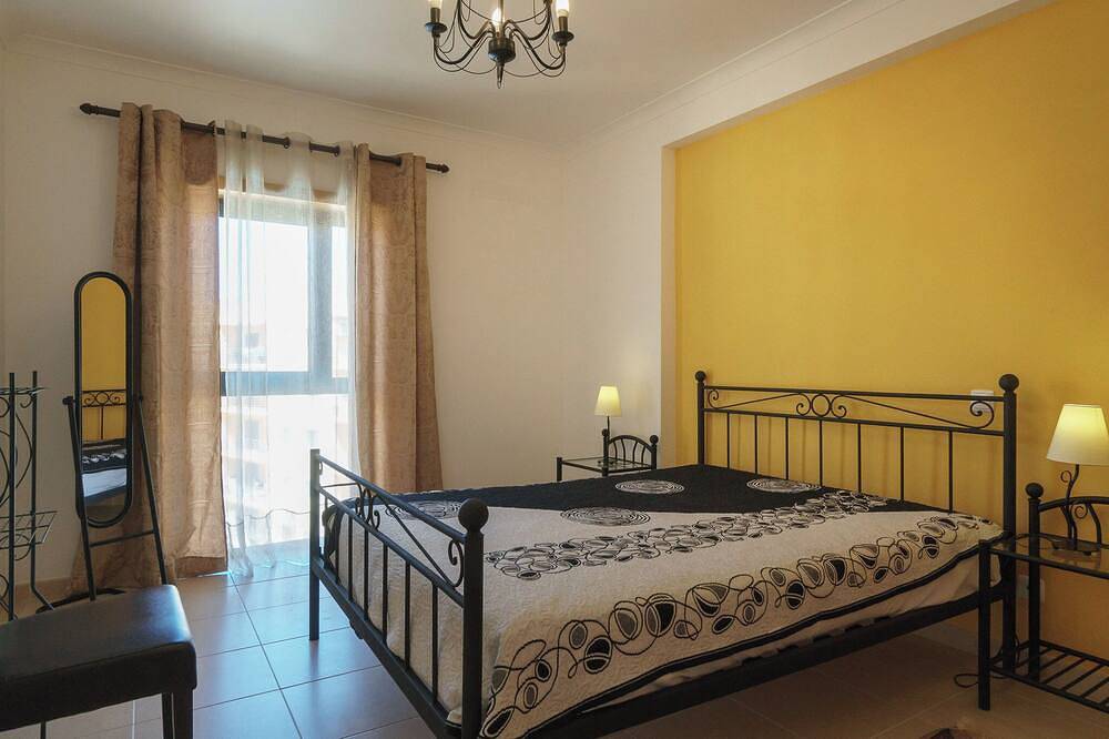 Apartamento entero, Sagan Black Apartment, Armação Pera, Algarve in Armação de Pêra (costa), Distrito de Faro