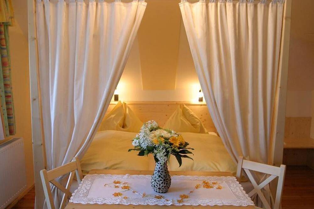 \"Spitzmauer\"/Wohn-Schlafraum/Dusche, Wc - Familienbauernhof Grossgrub in Vorderstoder, Totes Gebirge