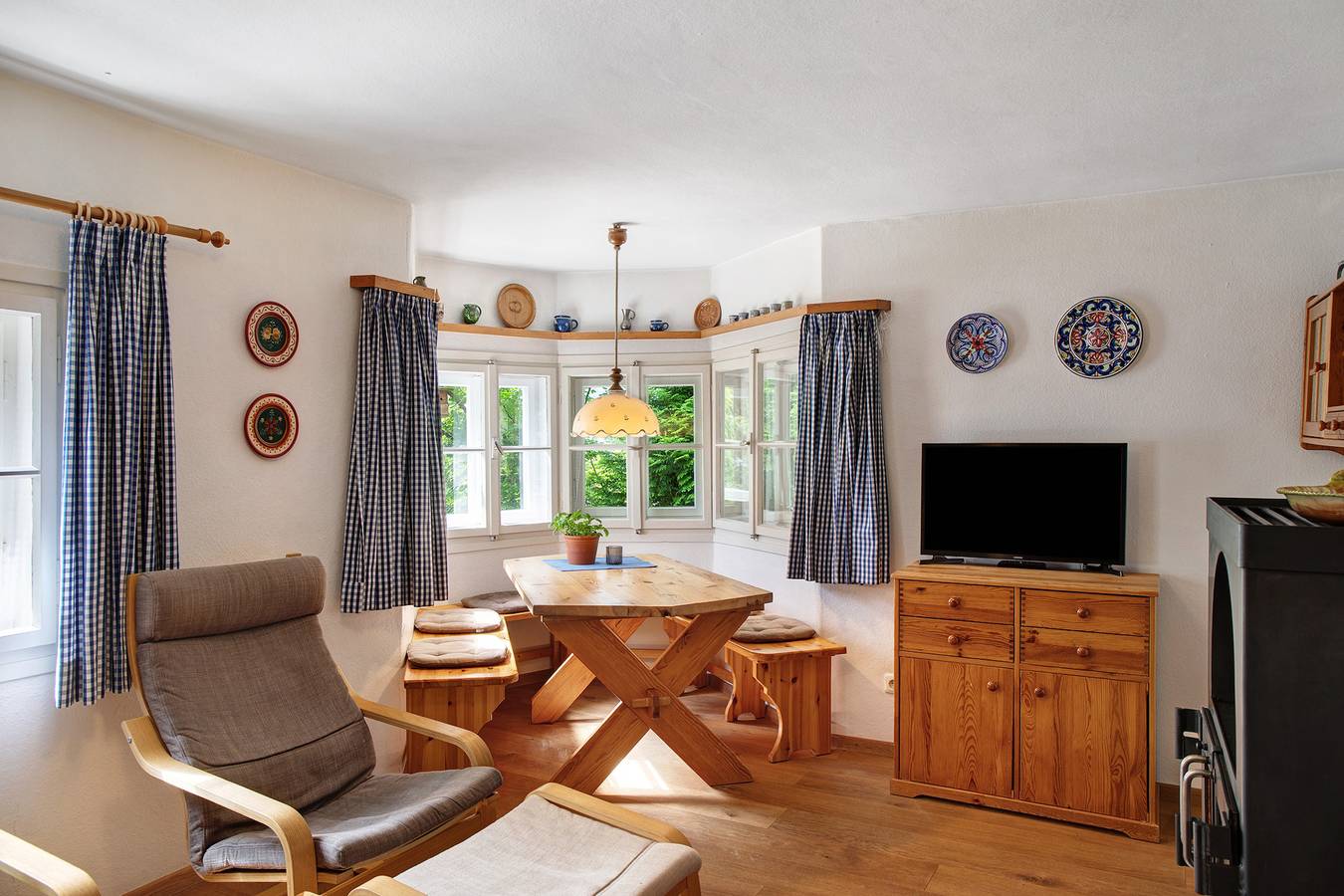 Ferienhaus 'Ferienhaus Zaunkönig' mit Bergblick und privater Terrasse in Mittenwald, Bayerische Alpen