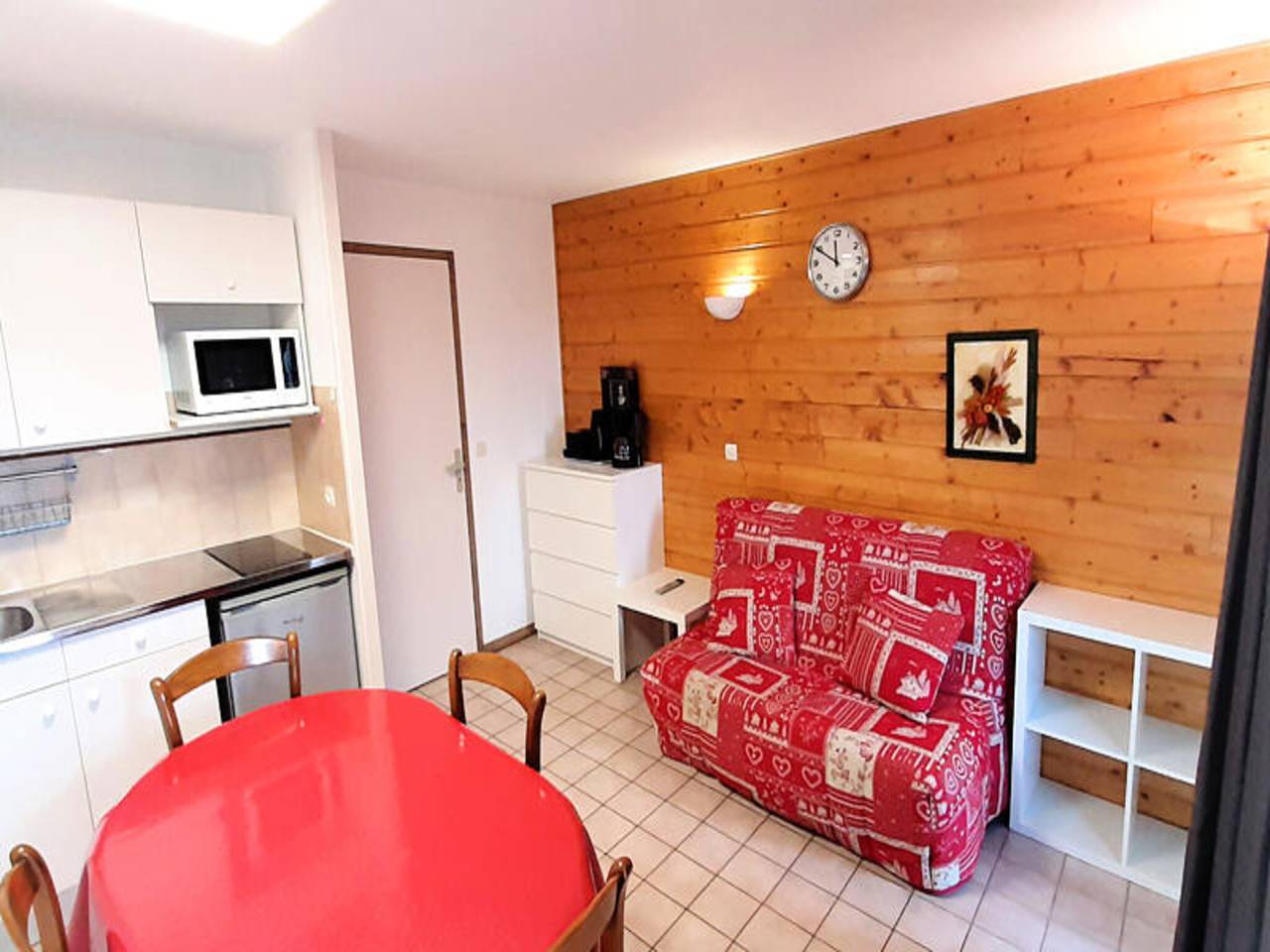 Apartamento entero, Apartamento en Allevard, cerca de los baños termales in Allevard, Isère